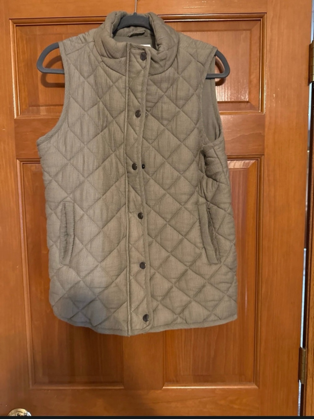 Market & Spruce quilted vest size M